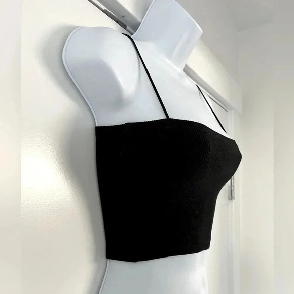 Zara/💰2 FOR $10💰Black ribbed crop top/ Size US S - Picture 6 of 9